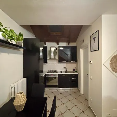 Nel Cuore Di Tortona, A Due Passi Dal Duomo Apartamento *